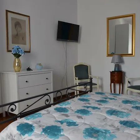 Tra Mare E Centro Apartamento *
